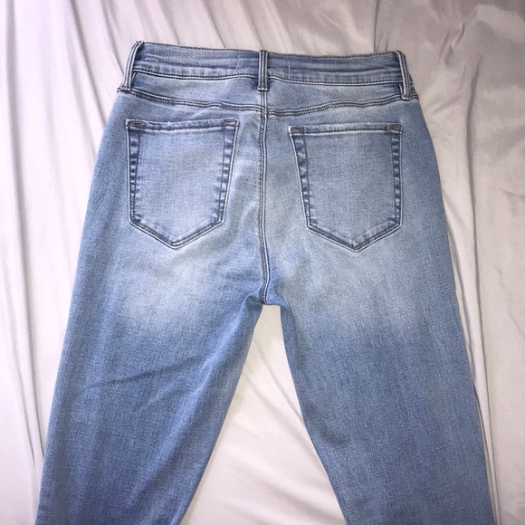 PACSUN LIGHT/MEDIUM WASHED JEANS - Picture 4 of 4